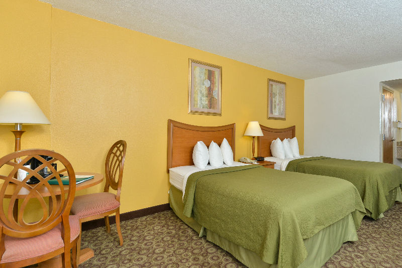 Quality Inn & Suites Near The Theme Parks Orlando Ngoại thất bức ảnh