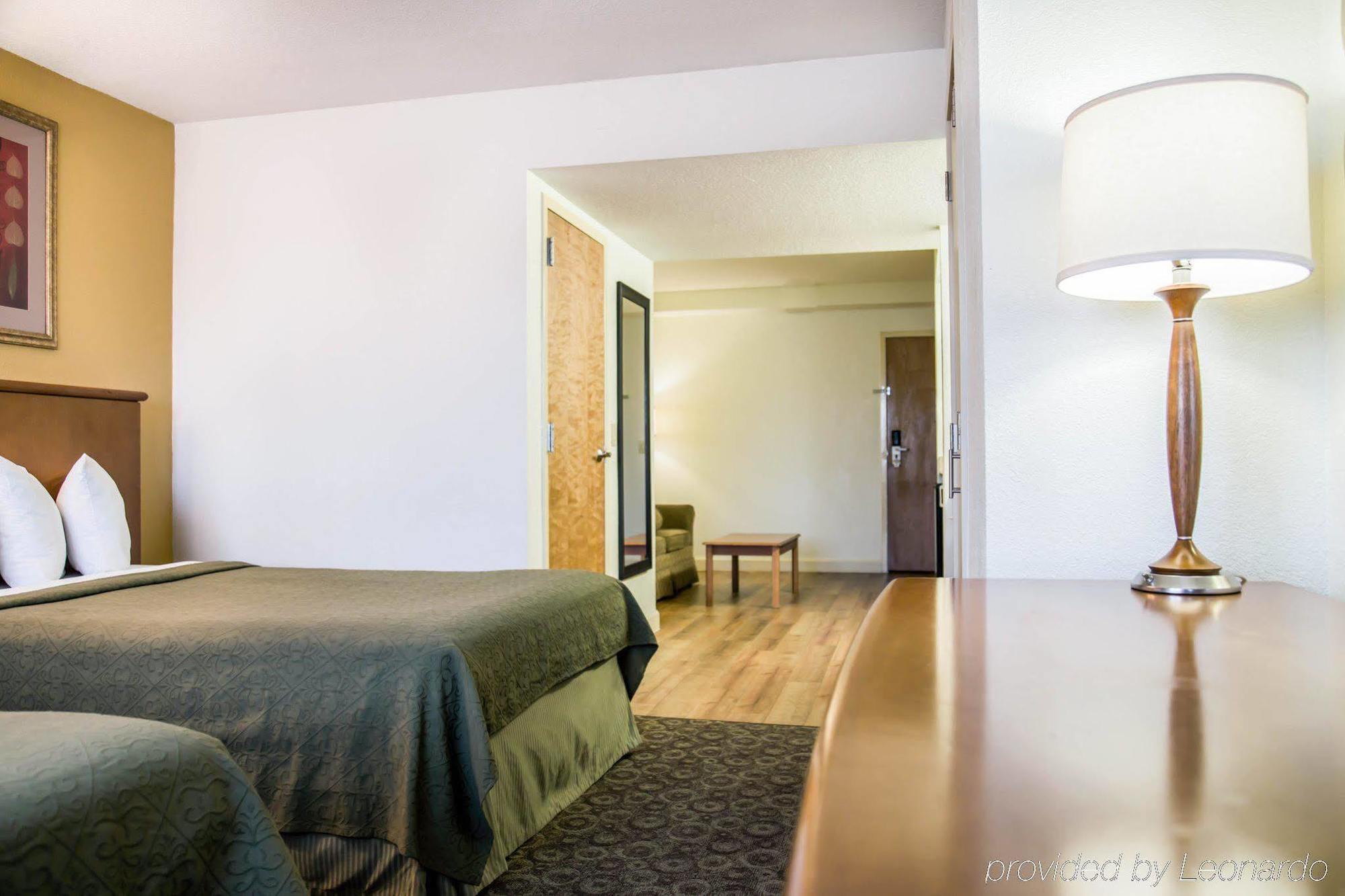 Quality Inn & Suites Near The Theme Parks Orlando Ngoại thất bức ảnh