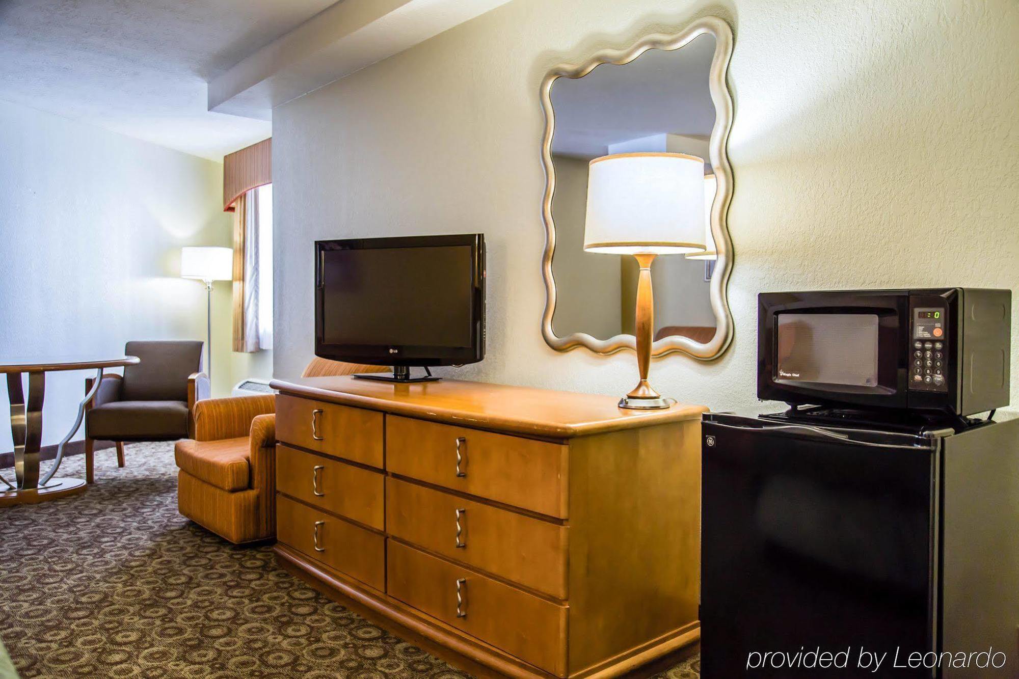 Quality Inn & Suites Near The Theme Parks Orlando Ngoại thất bức ảnh